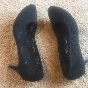 Lace two each heels size 12 very sexy and classy